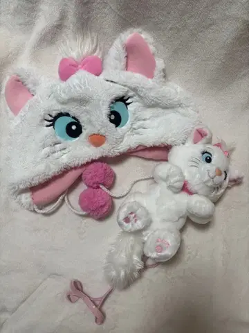 마리 팬캡 숄더백