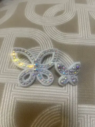 loulou 버터플라이 브로치