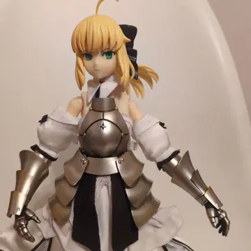 figma FGO 세이버 알토리아 펜드라곤 (릴리) 완성품 피규어
