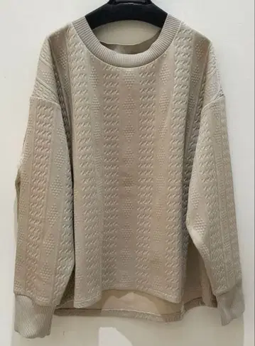 프클 자카드 상의 에우르큐브