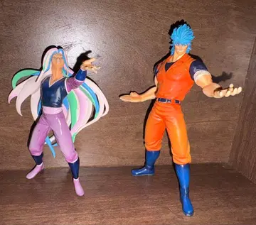 트리코 피규어 2체 세트