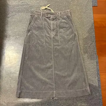 그레이 코듀로이 스커트 정가 35000엔 M~L