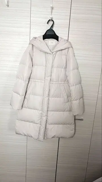 IENA 후드 부착 다운 코트