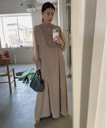 Ameri 2WAY SCOOP OUT LACE DRESS 베이지 S