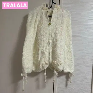 TRALALA 복슬복슬 집업 후드티 화이트