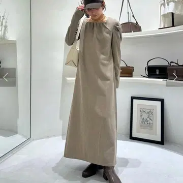 [택 포함 새상품] 스퀘어 퍼프 원피스 PS 사이즈 마쥬