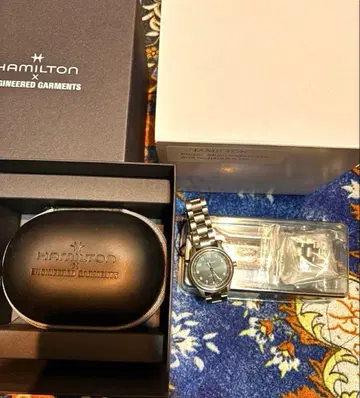 레어! 해밀턴 x 엔지니어드 가먼츠 카키 필드 한정품 손목시계