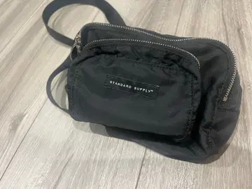 스탠다드 서플라이 바디백