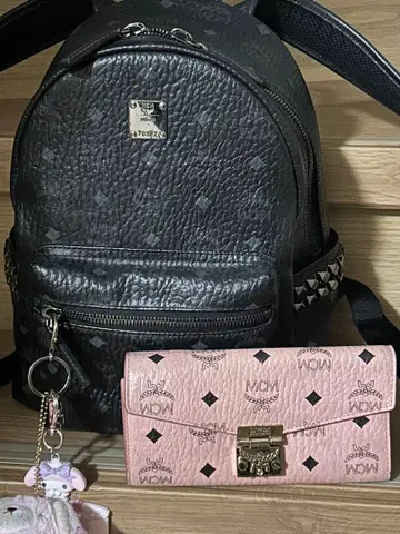 MCM 장지갑 핑크와 백팩 블랙 S 사이즈
