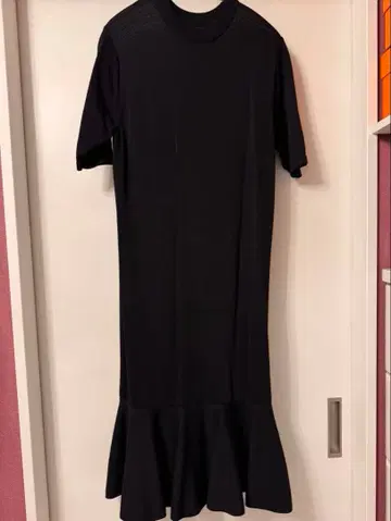 버쓰데이 배쉬 원피스 M