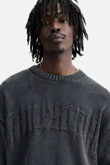 [ 인기 상품 ] ZARA 데미지 가공 스웨터