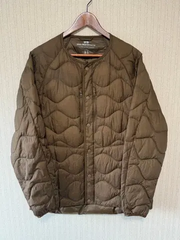 White Mountaineering x UNIQLO 울트라 라이트 다운