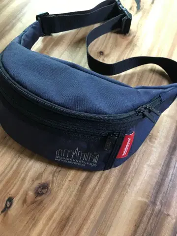 Manhattan Portage x SHIPS 바디백