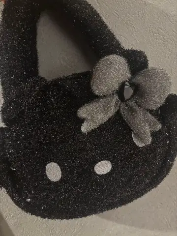 헬로키티 엔젤 컬렉션 라메 니트 백 블랙 반짝반짝