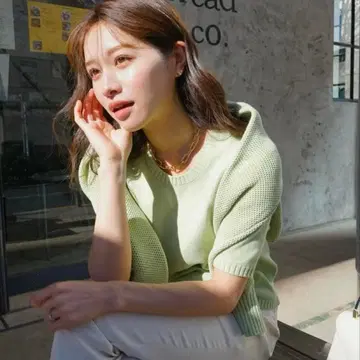 L'AUBE BLANC 로브 블랑 크루넥 니트 풀오버