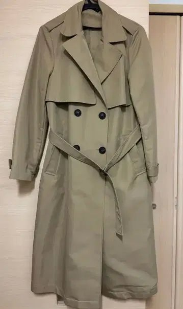 ZARA 벨트 트렌치코트