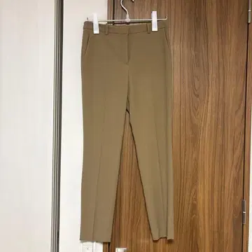 Theory 베이지 슬랙스 사이즈 0