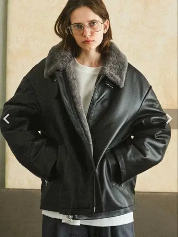 OPENING ACT 리얼 가죽 무스탕 하이넥 자켓