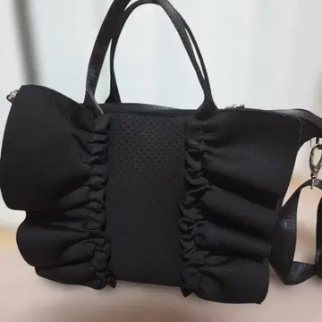 Vita Felice 네오프렌 2way 프릴 토트백