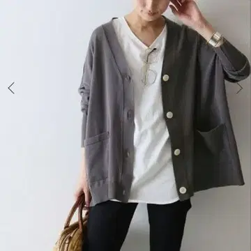 FRAMeWORK 세탁 가능한 울 100% 빅 V넥 가디건