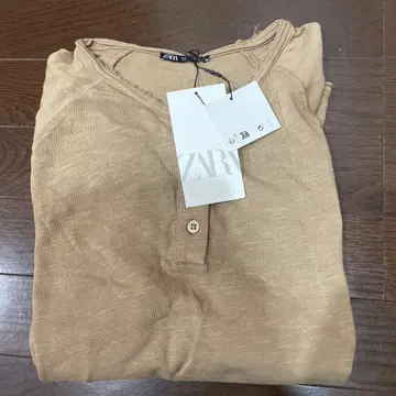 ZARA 베이지 긴팔 헨리넥 M 사이즈 새상품