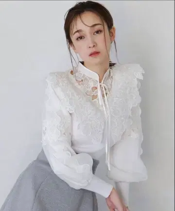 스나이델 레이스 스칼라 니트 풀오버 SNIDEL