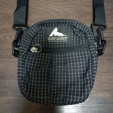 그레고리 퀵 포켓 블랙 스펙트라 구 로고 숄더