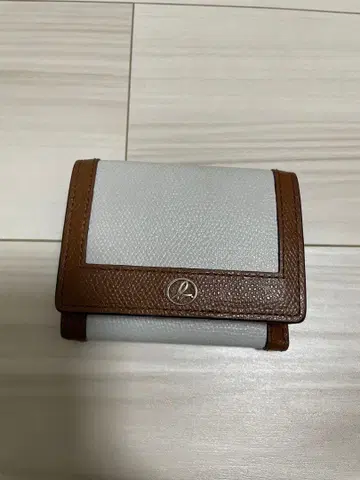 에네스베 b. 로고 바이컬러 3단 폴더형 지갑 미니 지갑