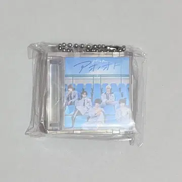 M!LK 아오노오토 미니 재킷 키링