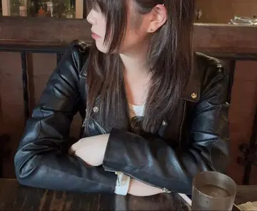 블랙 가죽 라이더 자켓 쇼트 기장