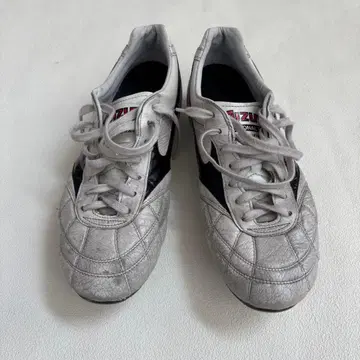 모렐리아 Mizuno 축구화 스파이크 실버/블랙