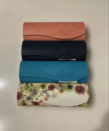 라인 아트 케이스 4개 세트