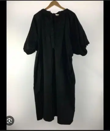 미라 오웬 뒷 리본 벌룬 슬리브 개더 원피스