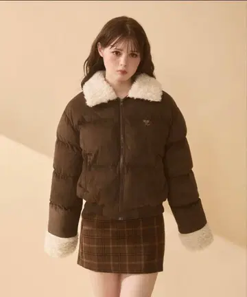 TITTY&CO. 퀼팅 보아 다운 브라운