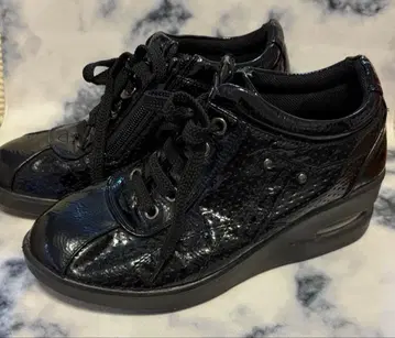 [ 새상품급 ] 타비비요리 에나멜 웨지솔 컴포트 23cm