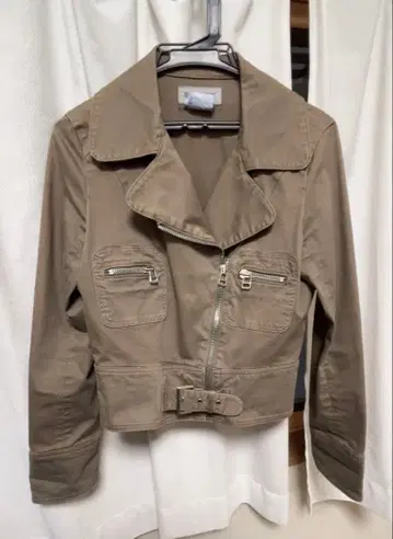 카키 크롭 자켓 밀리터리풍 짧은 기장 y2k 그런지