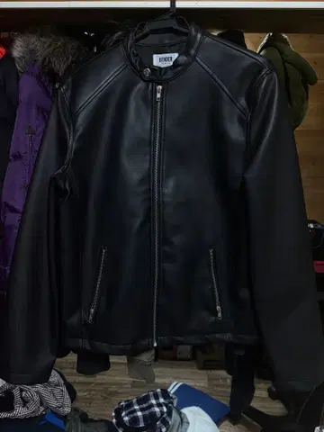 BENDER tokyo 블랙 가죽 자켓