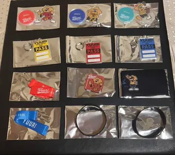 유리 랜덤 굿즈