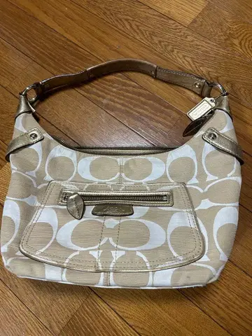 원숄더 캔버스 베이지 시그니처 새상품급