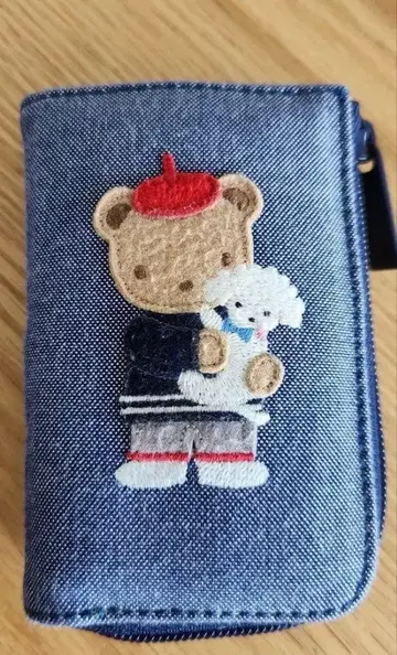 패밀리아 키케이스