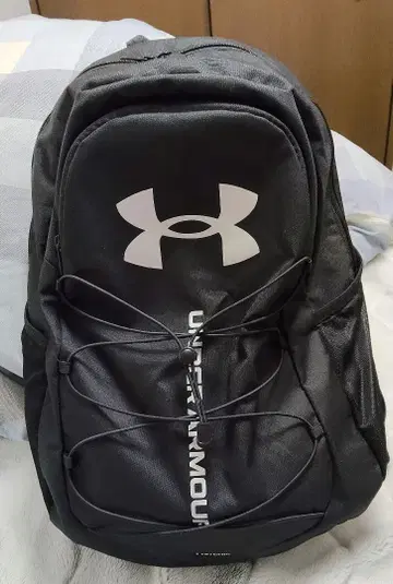 언더 아머 블랙 백팩