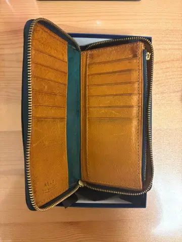 NELD 그린 가죽 장지갑