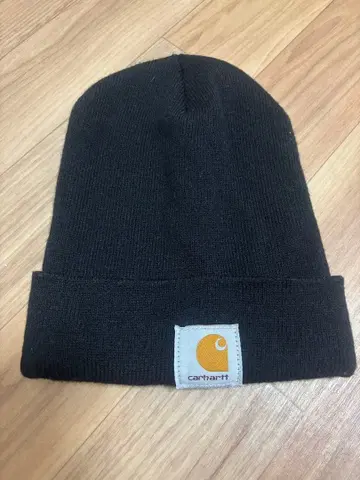 Carhartt 블랙 니트 모자
