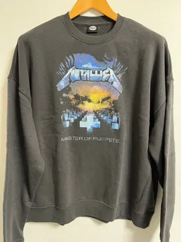 FREAK'S STORE 메탈리카 맨투맨