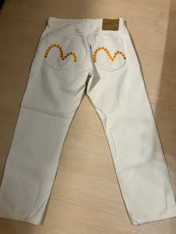 Evisu 데님 화이트 [ 1/1 최종 가격 인하 ]