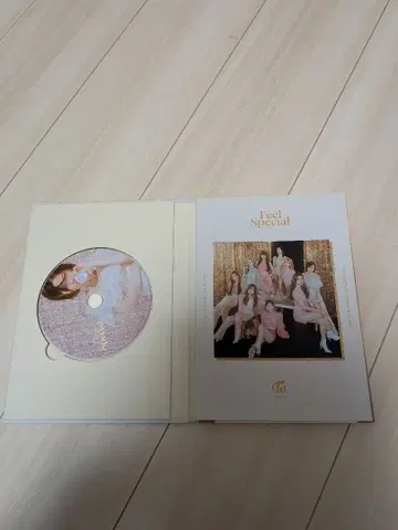 TWICE Feel Special CD 포토북 포함