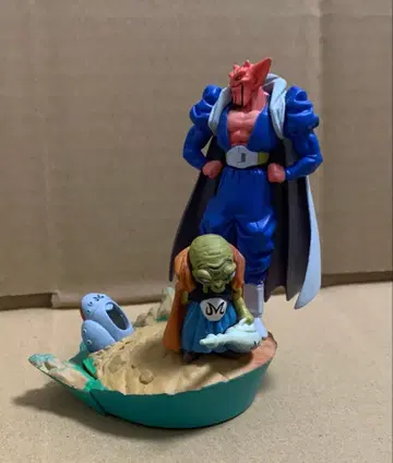 드래곤볼 데브라 바비디 피규어