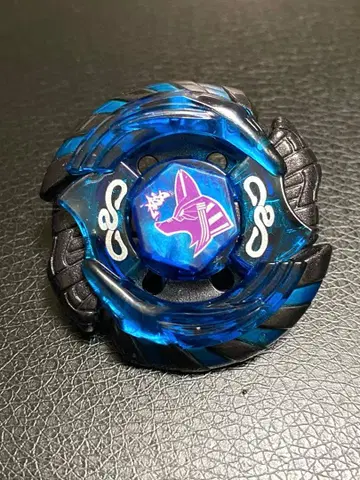 메탈 파이트 베이블레이드 머큐리 아누비우스 레전드