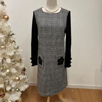 갤러리 비스콘티 하운드투스 니트 원피스 소매 절개 블랙 화이트 꽃