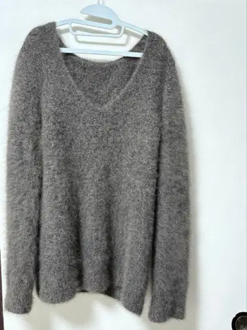 LADY LUCK LUCA 브라운 V넥 퍼지 울 100%